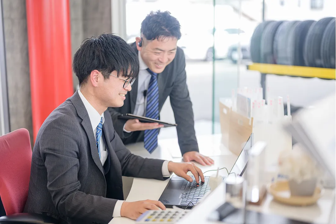 営業の先輩後輩
